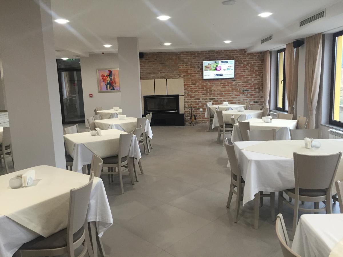 La Casa Hotel 치고프 차르크 외부 사진