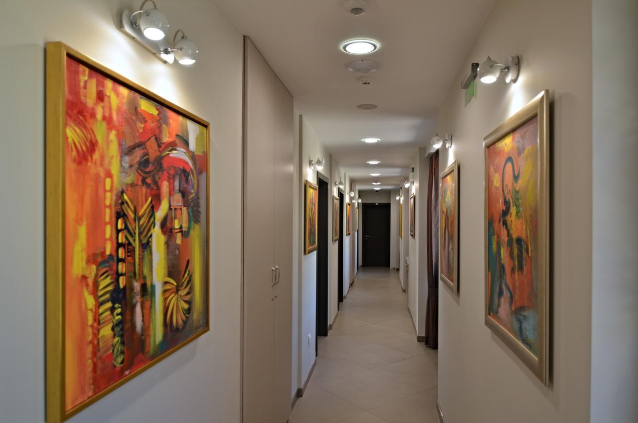 La Casa Hotel 치고프 차르크 외부 사진
